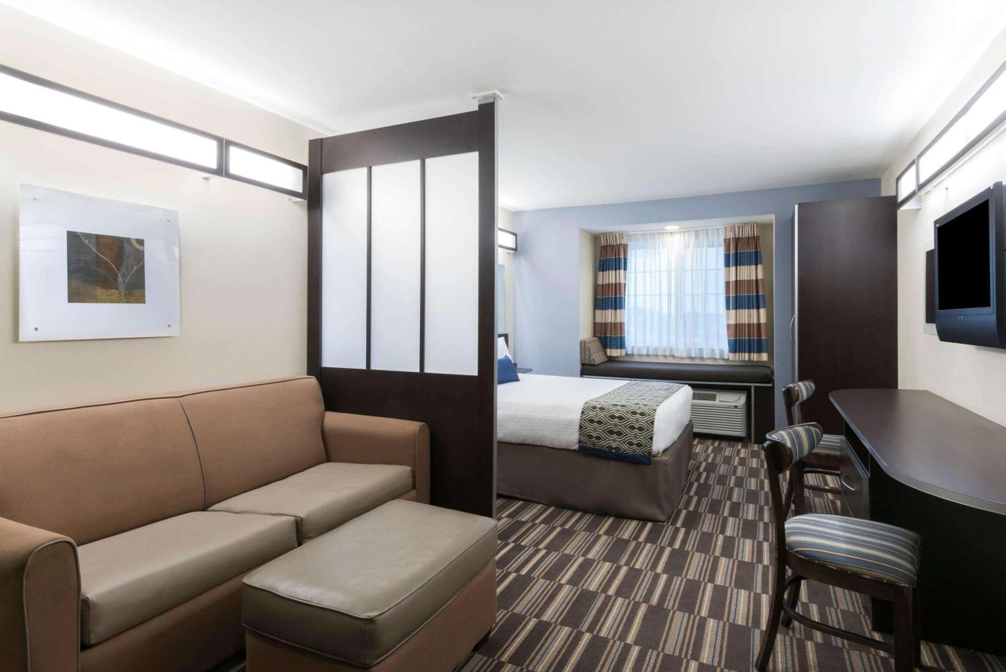Microtel Inn And Suites Baton Rouge Airport Εξωτερικό φωτογραφία